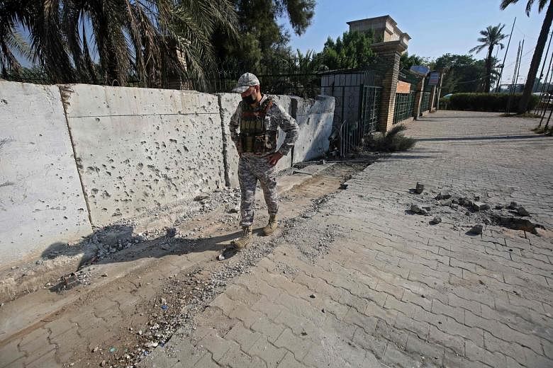 Kedutaan Besar AS di Baghdad Tarik Diplomat: Pejabat Irak