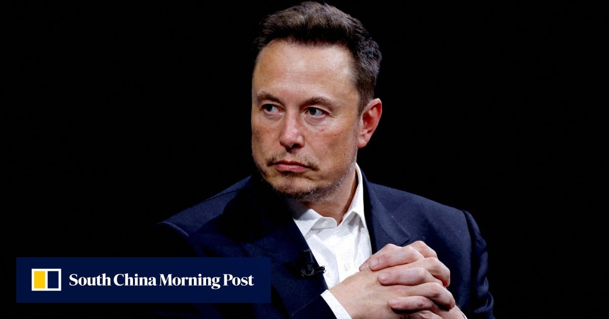 Musk dari Tesla memprediksi AI akan lebih pintar dari manusia terpintar tahun depan